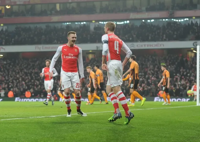 Framed Print : Arsenal's Per Mertesacker and Calum Chambers Celebrate Goal in FA Cup Third Round against Hull City Framed Print : Arsenal's Per Mertesacker and Calum Chambers Celebrate Goal in FA Cup Third Round against Hull City