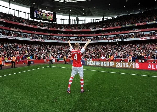 Arsenal's Per Mertesacker Celebrates Premier League Victory with Fans