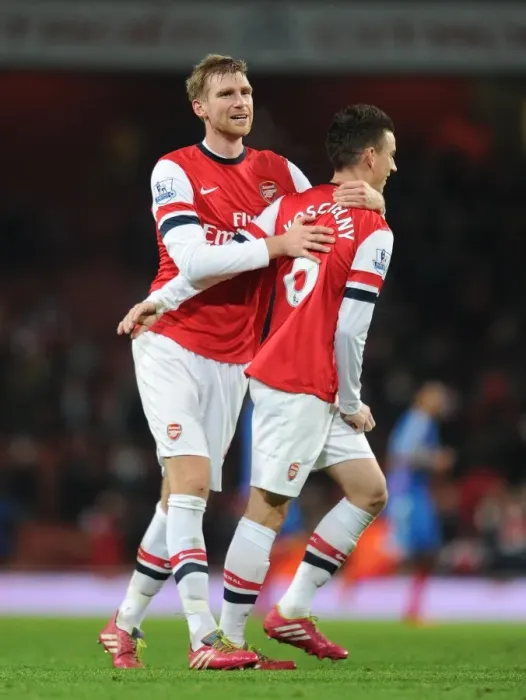 Framed Print : Arsenal's Mertesacker and Koscielny Celebrate Premier League Victory over Hull City, 2013-14 Framed Print : Arsenal's Mertesacker and Koscielny Celebrate Premier League Victory over Hull City, 2013-14