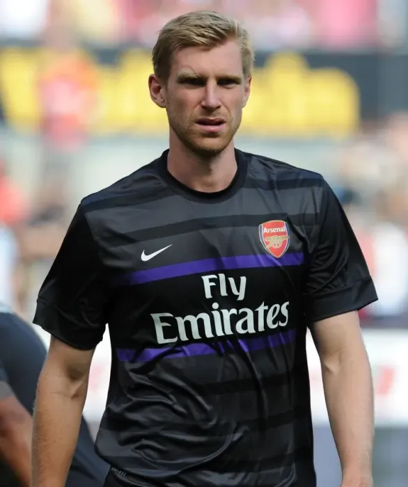 Framed Print : Arsenal's Per Mertesacker Pre-Season Training with FC Cologne, 2012 Framed Print : Arsenal's Per Mertesacker Pre-Season Training with FC Cologne, 2012
