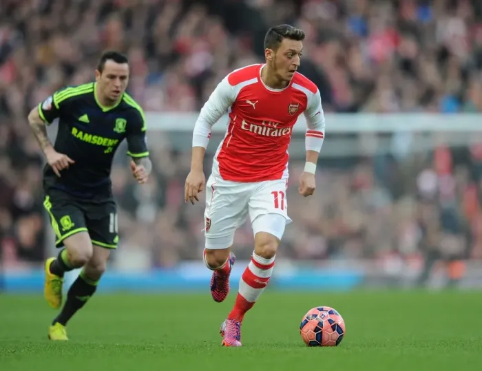 Framed Print : Arsenal's Mesut Ozil in Action against Middlesbrough in FA Cup Fifth Round