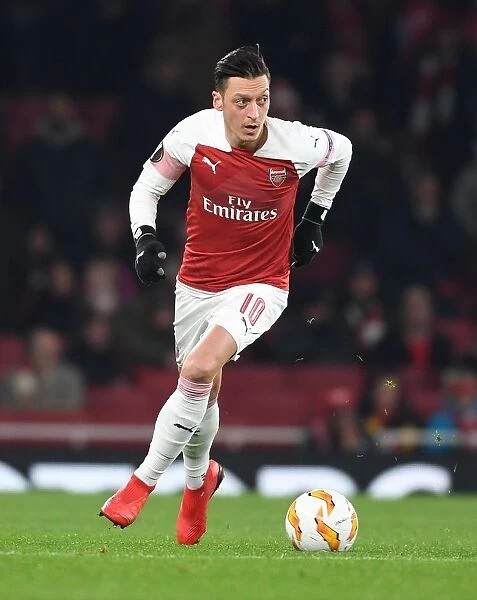 Arsenal's Mesut Ozil in Action against Qarabag in Europa League Group E