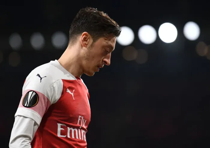 Framed Print : Arsenal's Mesut Ozil in Europa League Action against BATE Borisov at Emirates Stadium