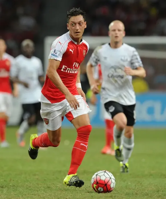 Framed Print : Arsenal's Mesut Ozil Shines in Arsenal vs. Everton Barclays Asia Trophy 2015-16 Clash