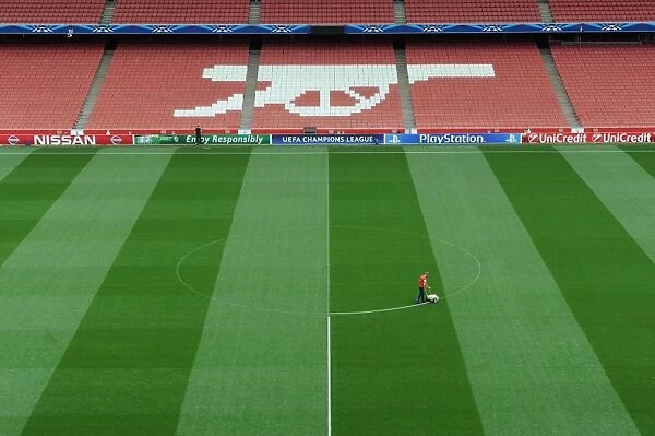 Arsenal's Meticulously Marked Emirates Stadium Pitch: Readying for Champions League (Arsenal vs Besiktas, 2014 / 15)
