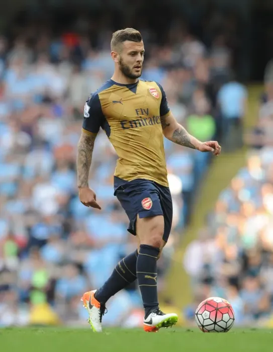 Framed Print : Arsenal's Midfield Maestro Jack Wilshere Goes Head-to-Head with Manchester City in Premier League Showdown (May 2016) Framed Print : Arsenal's Midfield Maestro Jack Wilshere Goes Head-to-Head with Manchester City in Premier League Showdown (May 2016)