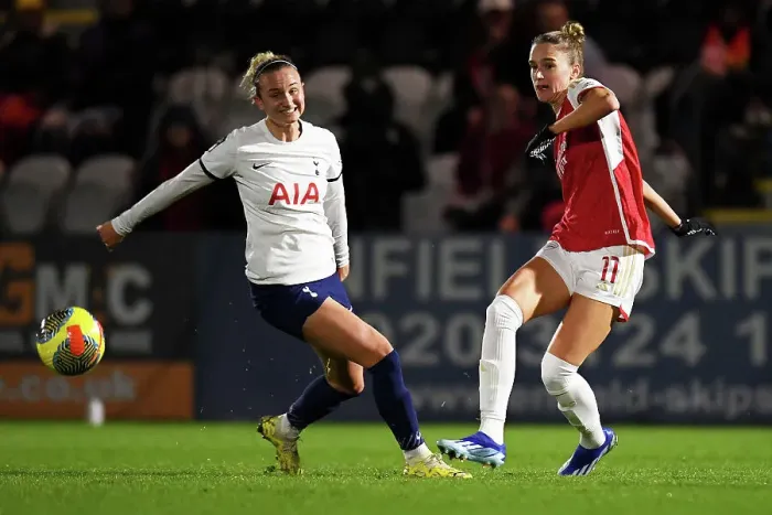 Framed Print : Arsenal's Miedema Goes Head-to-Head with Thomas in FA Cup Showdown