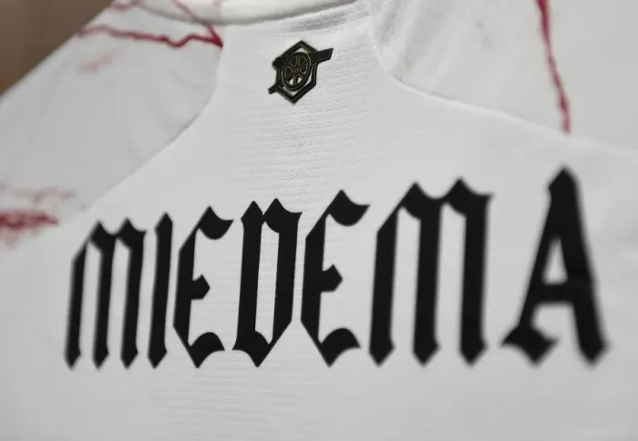 Framed Print : Arsenal's Miedema Hones Focus Ahead of UWCL Quarterfinal vs. Paris Saint-Germain Framed Print : Arsenal's Miedema Hones Focus Ahead of UWCL Quarterfinal vs. Paris Saint-Germain