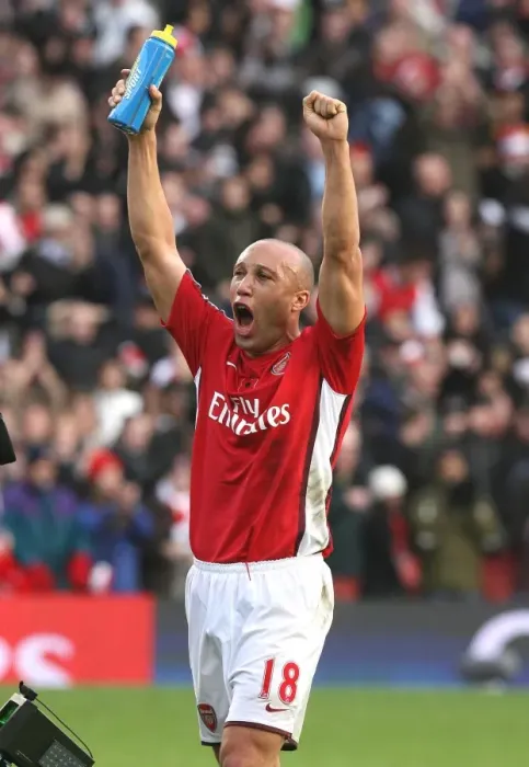 Framed Print : Arsenal's Mikael Silvestre Celebrates Victory Over Manchester United