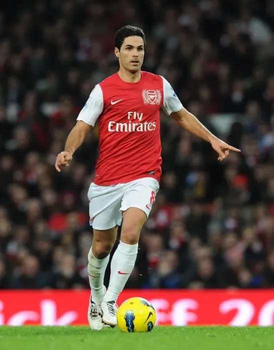 Framed Print : Arsenal's Mikel Arteta in Action Against Wolverhampton Wanderers, Premier League 2011-2012 Framed Print : Arsenal's Mikel Arteta in Action Against Wolverhampton Wanderers, Premier League 2011-2012
