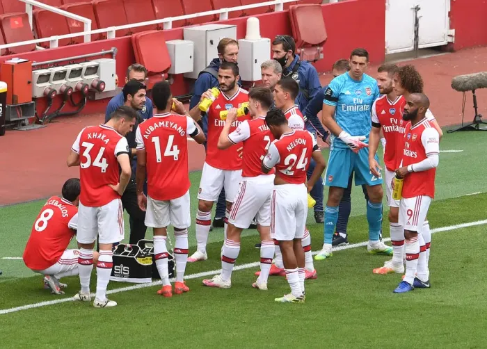 Framed Print : Arsenal's Mikel Arteta Gives Instructions During Arsenal v Norwich City Premier League Match, Emirates Stadium, London, 2020