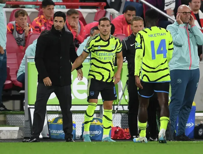 Framed Print : Arsenal's Mikel Arteta Guides Cedric Soares Against Brentford in Carabao Cup Framed Print : Arsenal's Mikel Arteta Guides Cedric Soares Against Brentford in Carabao Cup