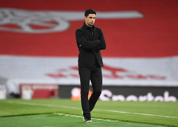 Framed Print : Arsenal's Mikel Arteta Leads Team Against West Bromwich Albion in Empty Emirates Stadium (2020-21) Framed Print : Arsenal's Mikel Arteta Leads Team Against West Bromwich Albion in Empty Emirates Stadium (2020-21)