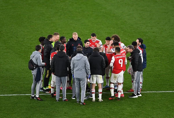 Arsenal's Mikel Arteta Motivates Players During Europa League Tie vs Olympiacos