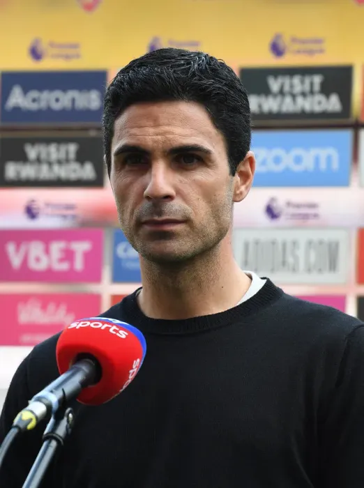Framed Print : Arsenal's Mikel Arteta Pre-Match Interview Ahead of Arsenal v Watford (2019-20)