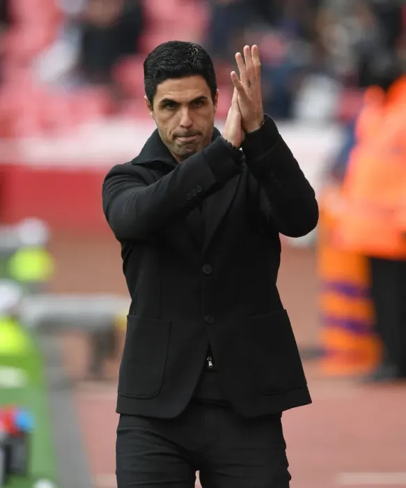 Framed Print : Arsenal's Mikel Arteta Rallies Fans Before Arsenal v Brighton & Hove Albion, Premier League 2020-21