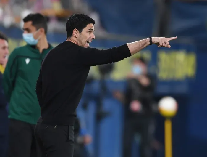Framed Print : Arsenal's Mikel Arteta at Villarreal's Empty Estadio de la Ceramica - UEFA Europa League Semi-Final Leg One Framed Print : Arsenal's Mikel Arteta at Villarreal's Empty Estadio de la Ceramica - UEFA Europa League Semi-Final Leg One