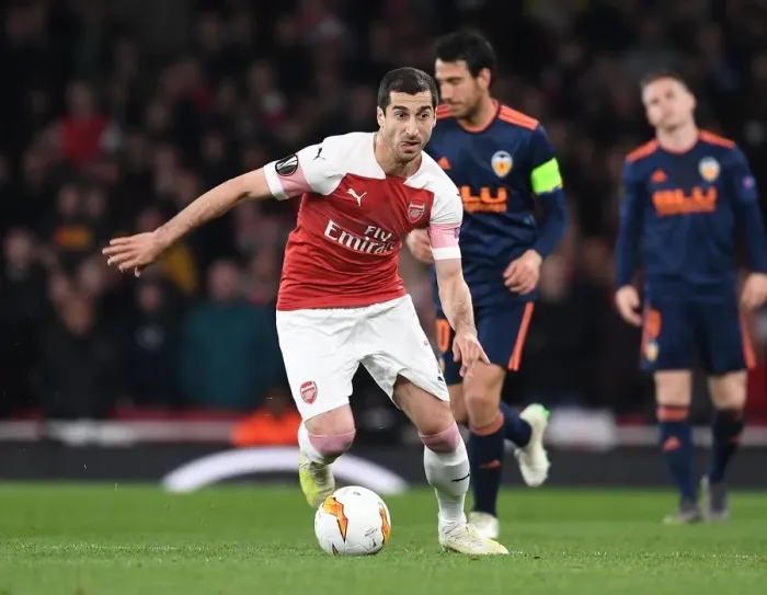 Framed Print : Arsenal's Mkhitaryan Shines in UEFA Europa League Semi-Final vs Valencia (2018-19)