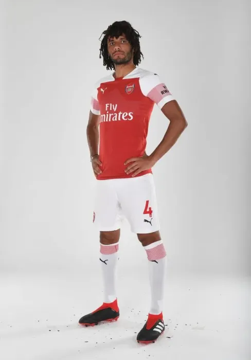 Framed Print : Arsenal's Mo Elneny at 2018 / 19 First Team Photo Call Framed Print : Arsenal's Mo Elneny at 2018 / 19 First Team Photo Call