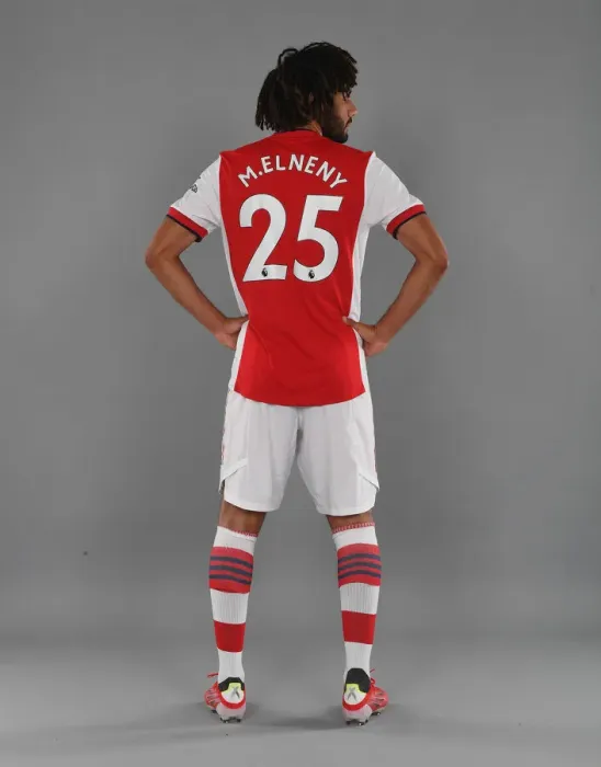 Framed Print : Arsenal's Mo Elneny Kicks Off New Season at London Colney Training Ground Framed Print : Arsenal's Mo Elneny Kicks Off New Season at London Colney Training Ground