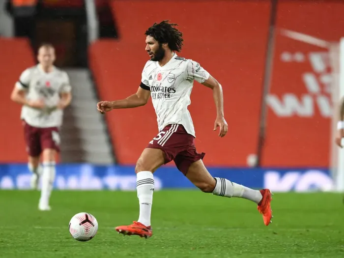 Framed Print : Arsenal's Mo Elneny at Empty Old Trafford: 2020-21 Premier League Clash Between Manchester United and Arsenal