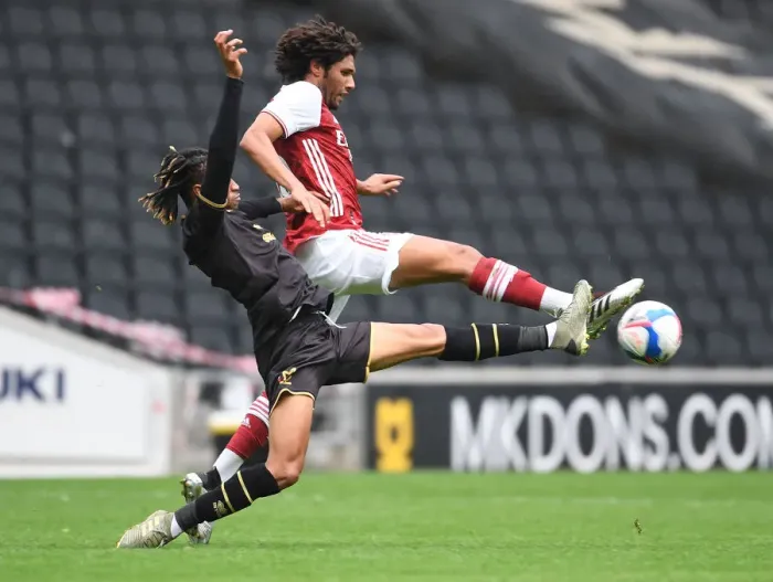 Framed Print : Arsenal's Mo Elneny vs MK Dons David Kasumu: Pre-Season Showdown Framed Print : Arsenal's Mo Elneny vs MK Dons David Kasumu: Pre-Season Showdown