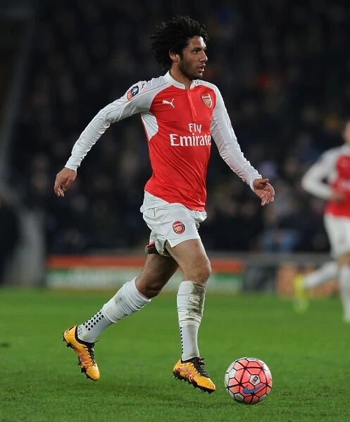 Arsenal's Mohamed Elneny in Action: FA Cup Showdown against Hull City