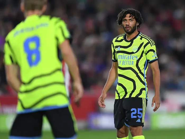 Framed Print : Arsenal's Mohamed Elneny in Action against Brentford in Carabao Cup Third Round
