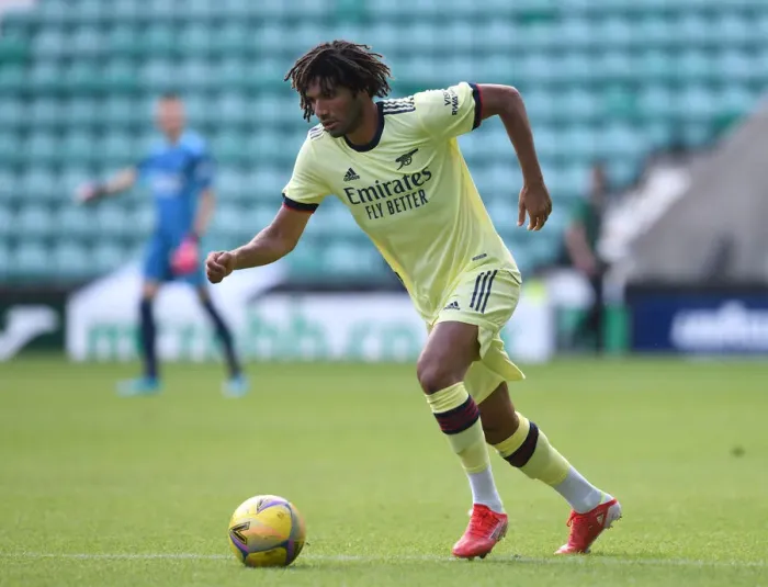 Framed Print : Arsenal's Mohamed Elneny in Action at Hibernian Friendly in Edinburgh