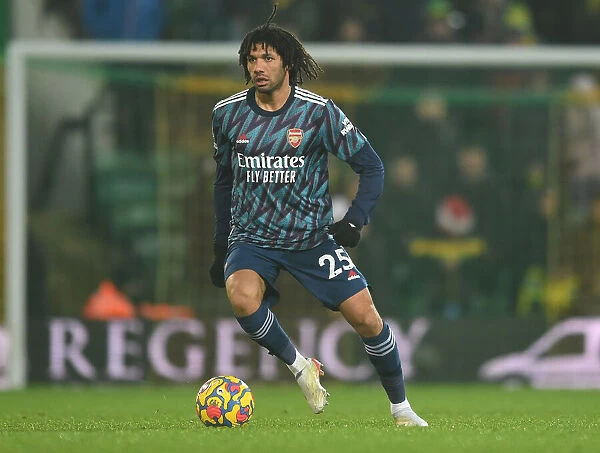 Arsenal's Mohamed Elneny in Action against Norwich City - Premier League 2021-22