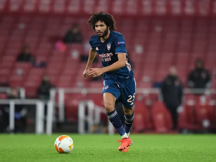 Framed Print : Arsenal's Mohamed Elneny in Action against Rapid Wien in UEFA Europa League