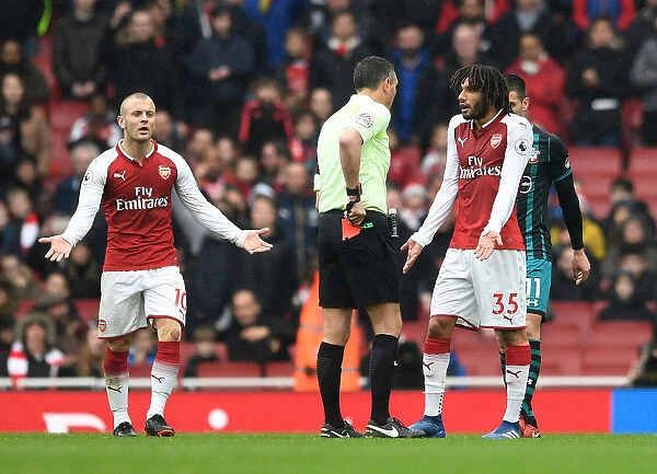 Arsenal's Mohamed Elneny Dismissed with Red Card by Referee Andre Marriner (2017-18)