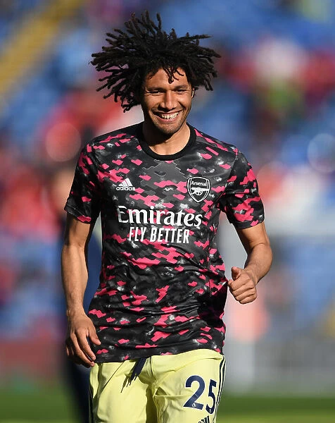 Arsenal's Mohamed Elneny Warming Up Ahead of Crystal Palace Clash (Premier League 2020-21)