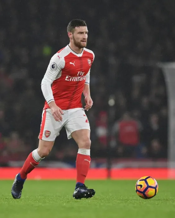 Framed Print : Arsenal's Mustafi in Action Against Watford - Premier League 2016-17 Framed Print : Arsenal's Mustafi in Action Against Watford - Premier League 2016-17