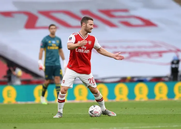 Framed Print : Arsenal's Mustafi Amidst Tension: Arsenal vs Manchester City FA Cup Semi-Final