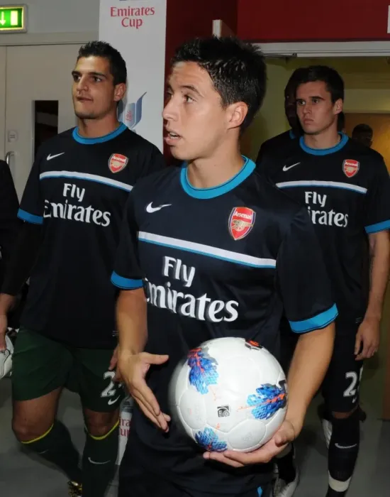 Framed Print : Arsenal's Nasri, Mannone, and Jenkinson Prepare for Arsenal v Boca Juniors at Emirates Stadium (2011-12) Framed Print : Arsenal's Nasri, Mannone, and Jenkinson Prepare for Arsenal v Boca Juniors at Emirates Stadium (2011-12)