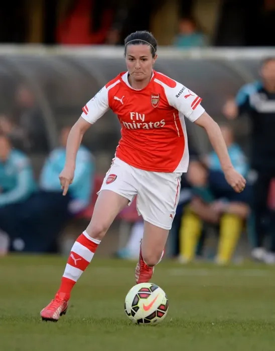 Framed Print : Arsenal's Natalia Pablos Sanchon Fights for Victory Against Chelsea Ladies in WSL Match