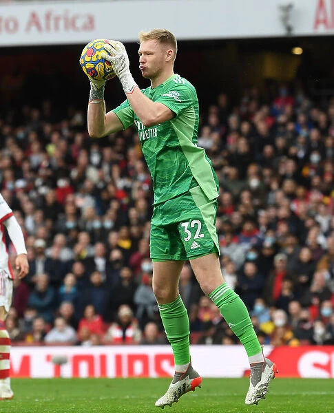 Arsenal's New Star: Aaron Ramsdale Brilliantly Debuts Against Manchester City in Premier League 2021-22