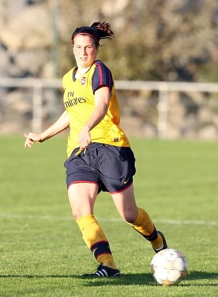 Arsenal's Niamh Fahey Scores in 6-0 Victory over Neulengbach in UEFA Cup