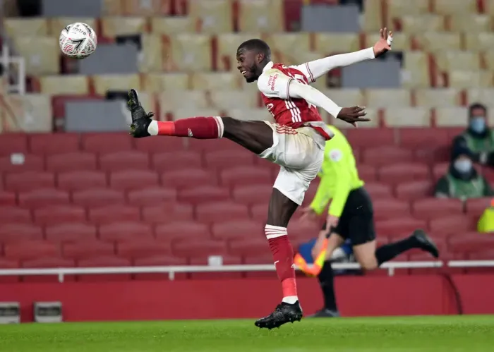Framed Print : Arsenal's Nicolas Pepe in Action against Newcastle United - FA Cup Third Round