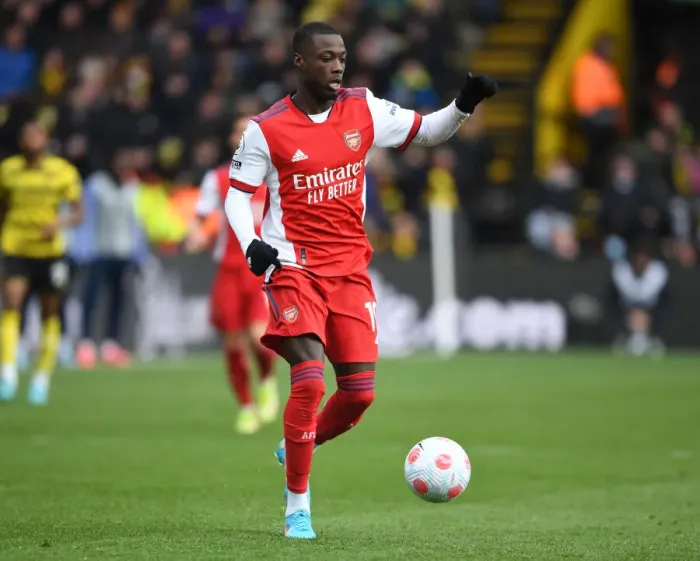 Framed Print : Arsenal's Nicolas Pepe in Action: Premier League Clash with Watford, 2021-22