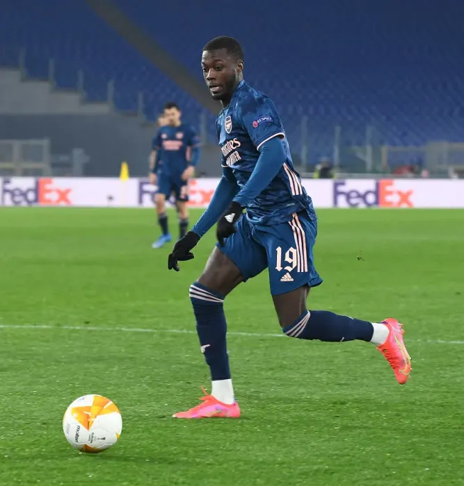 Framed Print : Arsenal's Nicolas Pepe in Action against SL Benfica in UEFA Europa League Round of 32, Rome