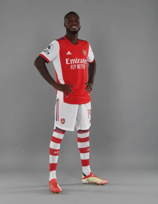 Framed Print : Arsenal's Nicolas Pepe Kicks Off New Season Training at London Colney