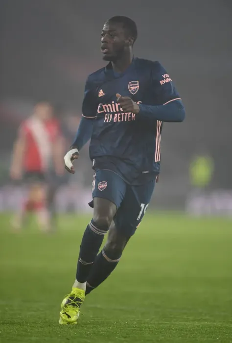 Framed Print : Arsenal's Nicolas Pepe Plays in Empty Southampton Stadium - Premier League 2020-21