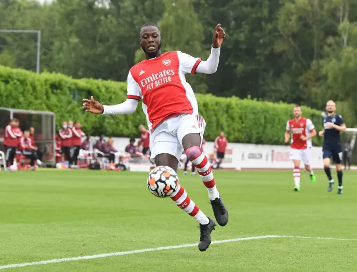 Framed Print : Arsenal's Nicolas Pepe Shines in Pre-Season: Arsenal vs Millwall (2021-22)