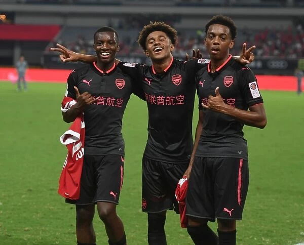 Arsenal's Nketiah, Nelson, and Willock: United in Camaraderie after Bayern Munich Friendly (2017)