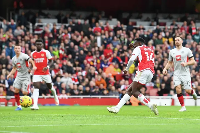 Framed Print : Arsenal's Nketiah Scores First Goal of 2023-24 Premier League Season vs Sheffield United