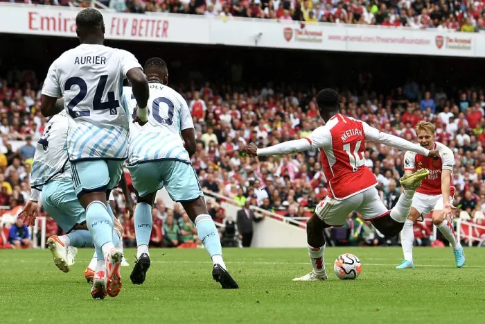 Framed Print : Arsenal's Nketiah Scores First Goal of 2023-24 Season Against Nottingham Forest Framed Print : Arsenal's Nketiah Scores First Goal of 2023-24 Season Against Nottingham Forest