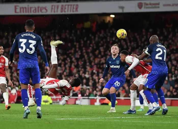 Framed Print : Arsenal's Nketiah Scores Thriller at Emirates: Arsenal FC vs West Ham United (2023-24)
