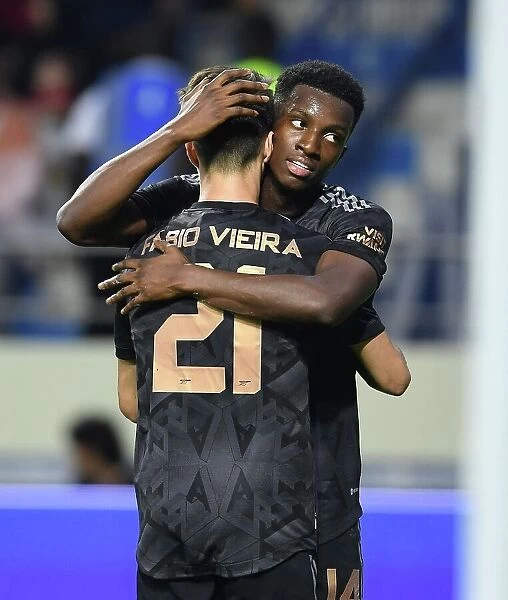 Arsenal's Nketiah and Vieira Celebrate Goals in Dubai Super Cup Win Against Olympique Lyonnais